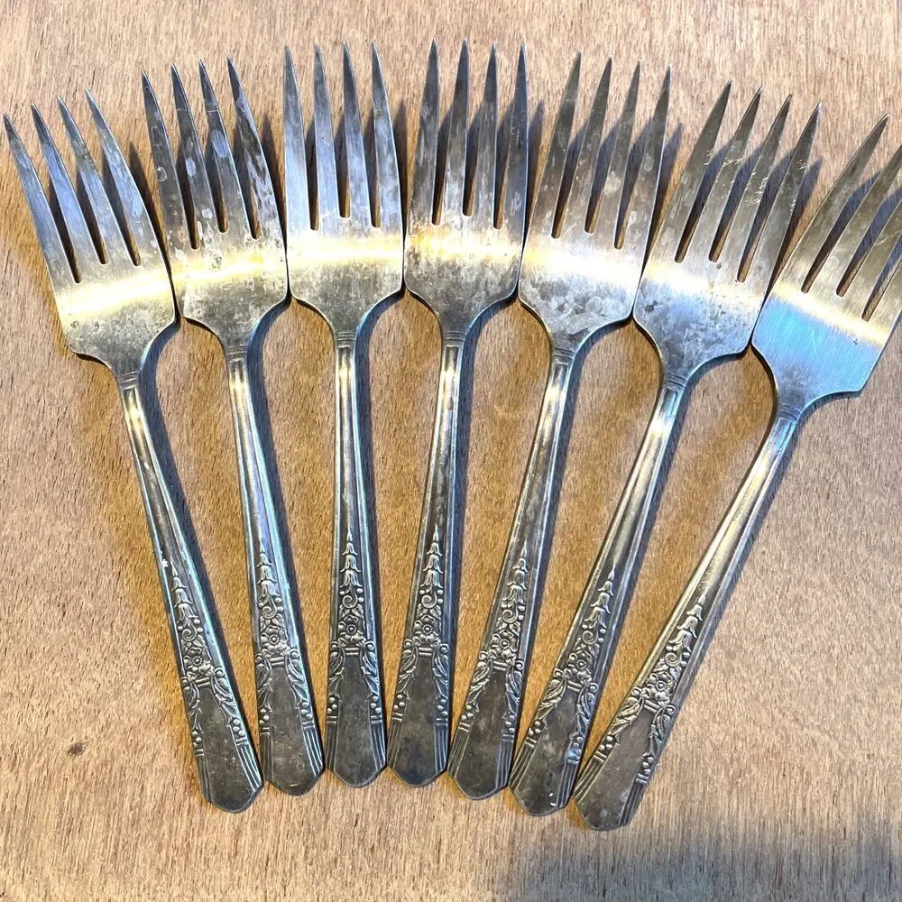 Oneida Simeon L & George H Rogers Dessert Forks 7 Pcs Silver Plate Jasmin
